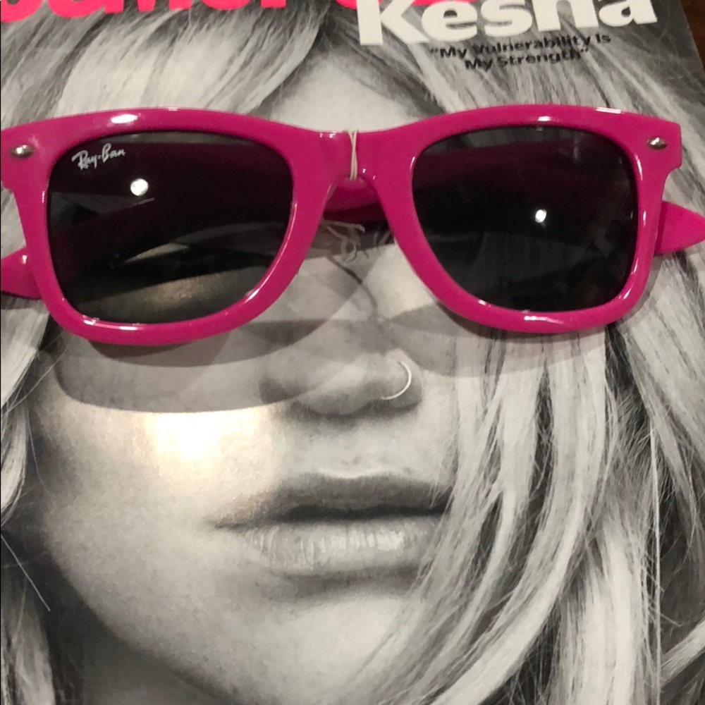 Women’s sunglasses